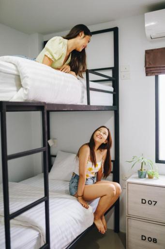 ทอลล์ ทรี กะตะ ภูเก็ต Hostel หาดกะตะ ภายนอก รูปภาพ