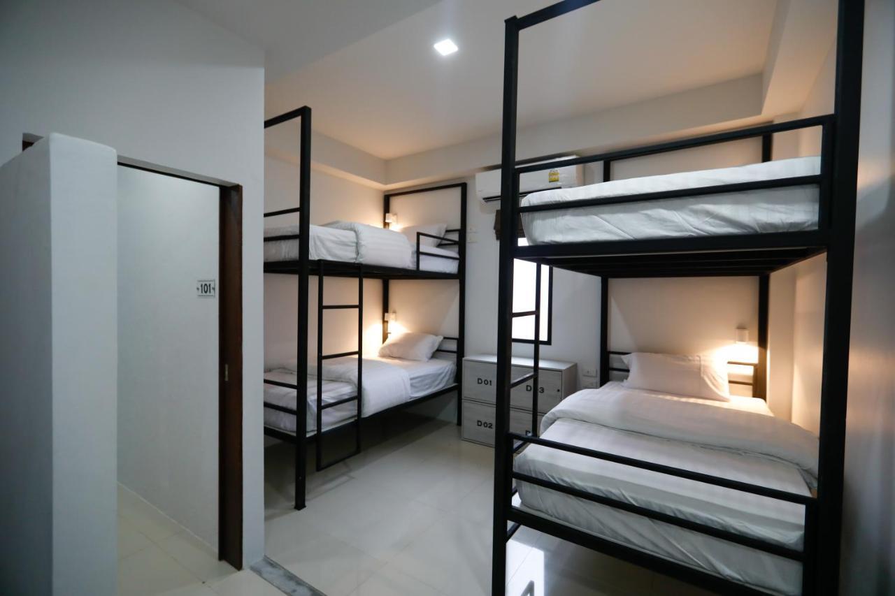 ทอลล์ ทรี กะตะ ภูเก็ต Hostel หาดกะตะ ภายนอก รูปภาพ